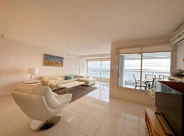 Foto1 · Apartamento en Venta de 3 Dorm. en Beverly Tower, Punta del Este.