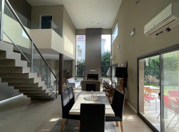Casa de 5 ambientes, Pilar · Excelente Casa en Venta en La Lomada Pilar, Cuatro Dorm.