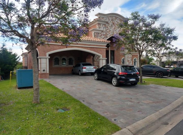 Casa · 516m² · 6 Ambientes