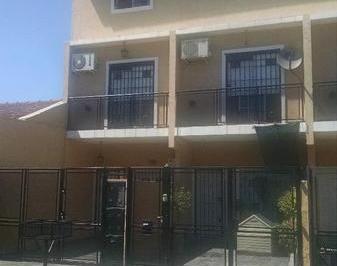 Casa · 98m² · 4 Ambientes · 1 Cochera · Nuevo Valor Triplex 4 Amb. con Cochera Nuevo Valor!
