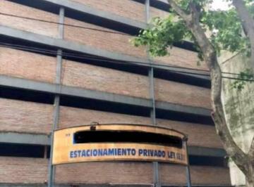 Garage · Oportunidad! Venta de Cochera Fija en Barrio Norte