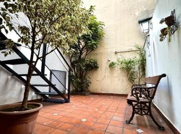 Casa · 130m² · 4 Ambientes · 2 Cocheras · Triplex en Coghlan de 4 Ambientes Apto Credito