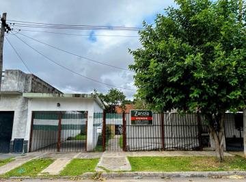 Casa de 4 ambientes, Morón · Casa en Venta en Moron Sur