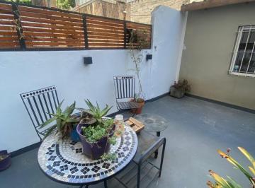 PH de 4 ambientes, Almagro · PH 4 Ambientes – en 2 Plantas – Quincho y Terraza – Muy Luminoso