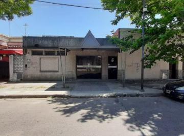 Terreno · 190m² · 1 Cochera · Lote en Venta en Remedios de Escalada Oeste