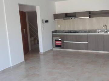 Departamento · 48m² · 2 Ambientes · Caseros Alquilo Departamento de 2 Ambientes Al Frente Estado Unico E Impecable! F: 6421