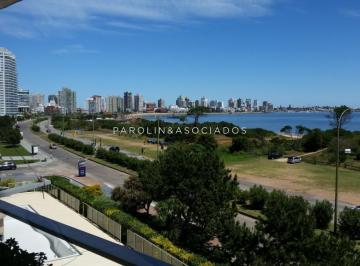 Foto1 · Hermoso Apartamento Reciclado en Venta en Edificio Tunquelen I, Punta del Este.