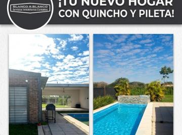 Casa · 80m² · Se Vende: Quincho con Pileta 10x50. Villa Fabiana Norte