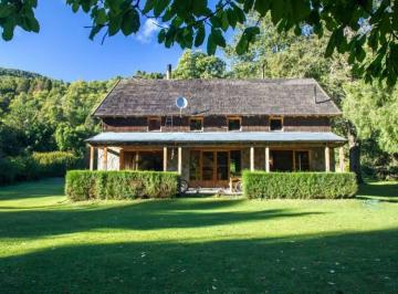 Casa · 220m² · 7 Ambientes · Quila Quina, San Martin de Los Andes