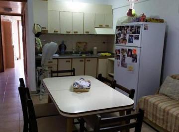 Departamento · 42m² · 2 Ambientes · 2 Cocheras · Venta! Departamento de 2 Amb C/balcón Al Frente! Santa Tere