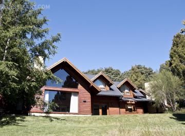 Casa · 7 Ambientes · Casa - Golf