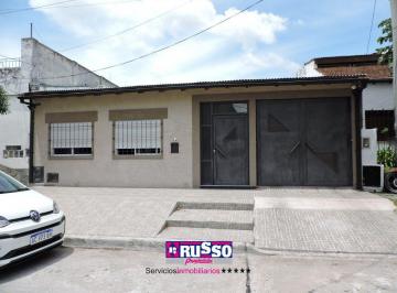RUS-RUS-8091_2 · Venta Casa 4 Ambientes Ramos Mejia