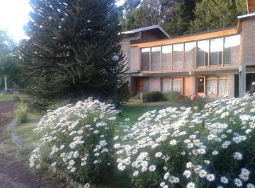 Casa · 1470m² · 6 Dormitorios · 5 Cocheras · Casa - San Martin de Los Andes