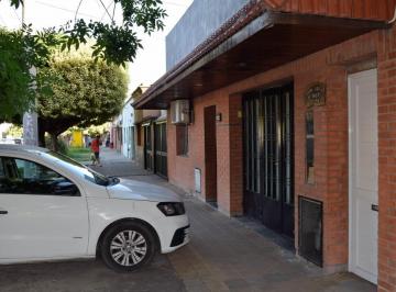 JYB-JYB-636_2 · Vende Tres PH en 149 Entre 56 y 66