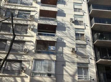 Departamento de 3 ambientes, Colegiales · Semipiso de 3 Ambientes Al Frente con Balcon y Dos Baños
