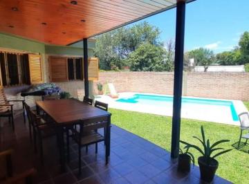 Foto · Arguello (Nores Inm) - Una Planta - Impecable - Casa - Veala Hoy
