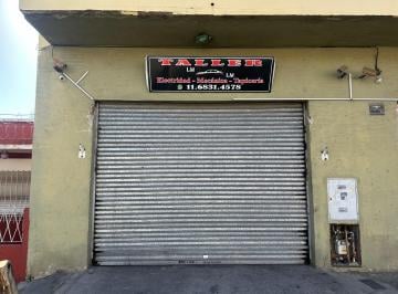 Local comercial , Lanús · Albarracin 4838, Esquina Lynch, Lanus Este
