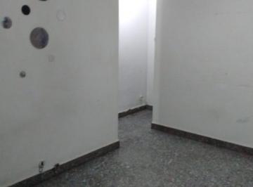 Departamento de 2 ambientes, Floresta · Departamento de 2 Ambientes en Floresta Rivadavia Al 8200