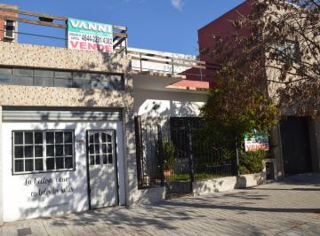 Casa de 3 ambientes, Liniers · Casa en Venta 3 Ambientes con Patio y Terraza. con Local o Garage. Retasado