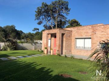 Foto1 · Hermosa Casa de 4 Dorm..