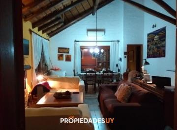 Foto1 · Hermosa Casa de Quincho Totalmente Cercada 1