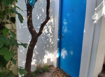 PH de 2 ambientes, Vicente López · Muy Lindo PH con Patio en Munro