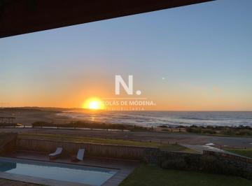 Foto1 · Excelente Apartamento en Primera Linea de Manantiales!