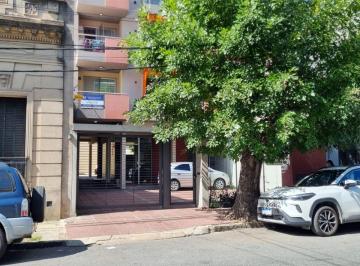 Departamento de 2 ambientes, Quilmes · Departamento 2 Amb con Cochera Quilmes Centro