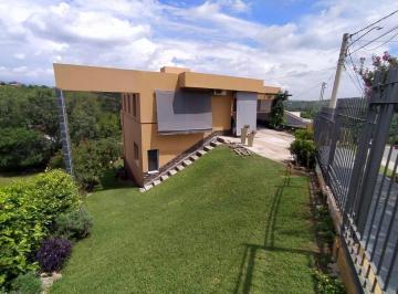 Casa · 160m² · 3 Ambientes · Se Vende Importante Casa en B Becciu, Excelentes Vistas