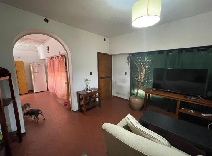 Casa · 140m² · 4 Ambientes · 2 Cocheras