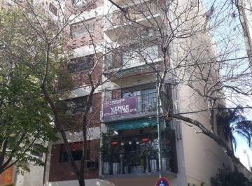 Departamento · 52m² · 3 Ambientes · Pb 3amb, Luminoso, excelente Zona! V. Olaguer Al 3000