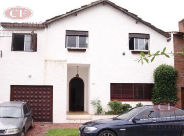 Casa · 257m² · 6 Ambientes · 1 Cochera · Venta Casa 6 Ambientes - La Lucila