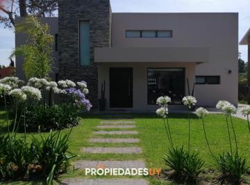 Foto1 · Casa Minimalista en Barrio Privado