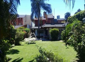 Casa de 4 ambientes, La Matanza · Chalet Lote Propio 4 Ambientes Cochera Fondo - Venta - Ramos Mejia