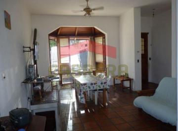 Casa de 3 ambientes, Vicente López · P. H. Al Frente en P. B. Totalmente Independiente, Excelente Diseño.
