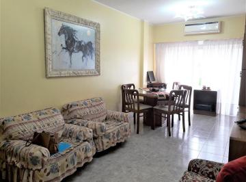 Departamento · 72m² · 4 Ambientes · Hermoso Departamento 4 Ambientes Céntrico