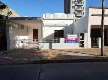 Casa · 4 Ambientes · 1 Cochera · Casa - Berazategui