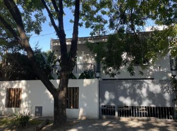 Casa · 181m² · 4 Ambientes · 2 Cocheras · Las Veletas: Muy Linda Casa en 2 Ptas con 3 Dormit, Galeria