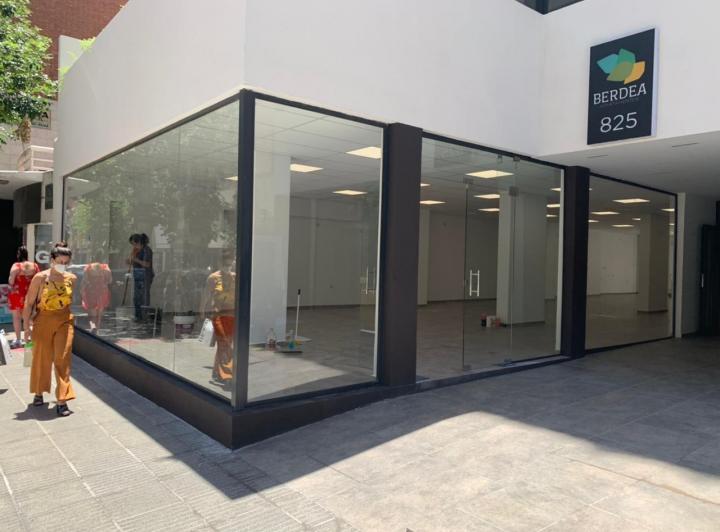 Local comercial · 260m² · 1 Ambiente