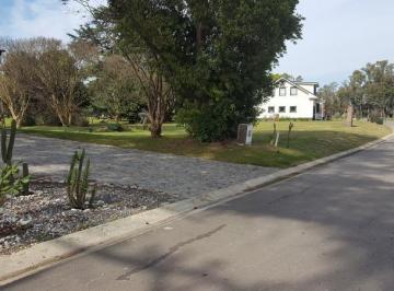 Terreno · 797m² · Lote en Venta Barrio Privado Lomas Athletic Canning