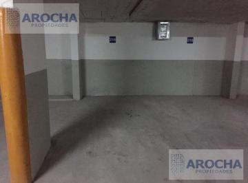 Garage · 13m² · 1 Cochera · Cochera - Bartolome Mitre 1281