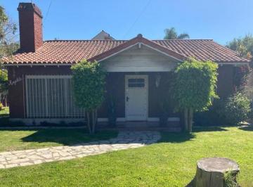 Casa · 179m² · 4 Ambientes · 2 Cocheras · Casa 4 Ambientes en Venta - Quilmes Oeste