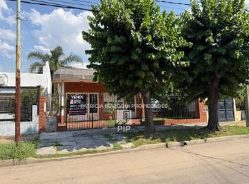 Casa · 100m² · 3 Ambientes · 1 Cochera · Casa en Venta en El Palomar