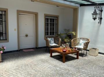 Casa · 290m² · 4 Ambientes · 3 Cocheras · Excelente Casa Martínez Libertador Al Río.