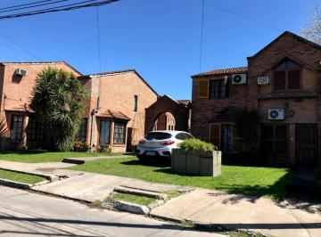 Casa de 3 ambientes, Lomas de Zamora · Duplex en Venta en Temperley Oeste