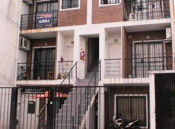 Edificio de 2 ambientes, Lanús · En Venta Monoambiente Al Frente con Balcon en Lanus Este