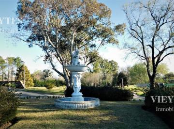Terreno · 1000m² · Lote Exclusivo Sobre La Laguna!