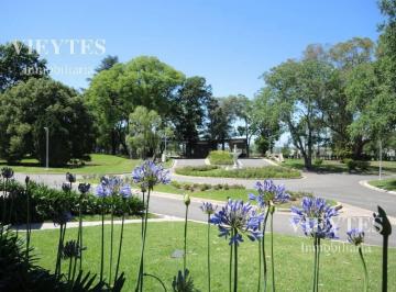 Terreno · 1000m² · Muy Buena Ubicación y Precio Excelente!