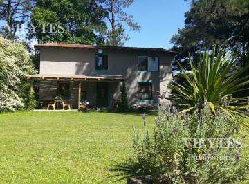 Casa · 166m² · 6 Ambientes · Casa en Venta en Parque Natura