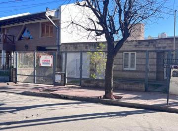 Foto · Venta, Casa 3 Dorm., Quincho y Piscina Mas Dpto de 1 Dorm